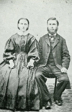 Frederikke Duedahl og Evald Tang Kristensen, efter de var blevet gift i maj 1866.